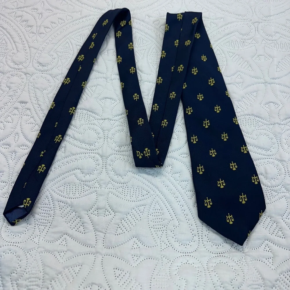 Excello Cravats Mens Navy Blue Gold Scales of Justice Law Professional Necktie